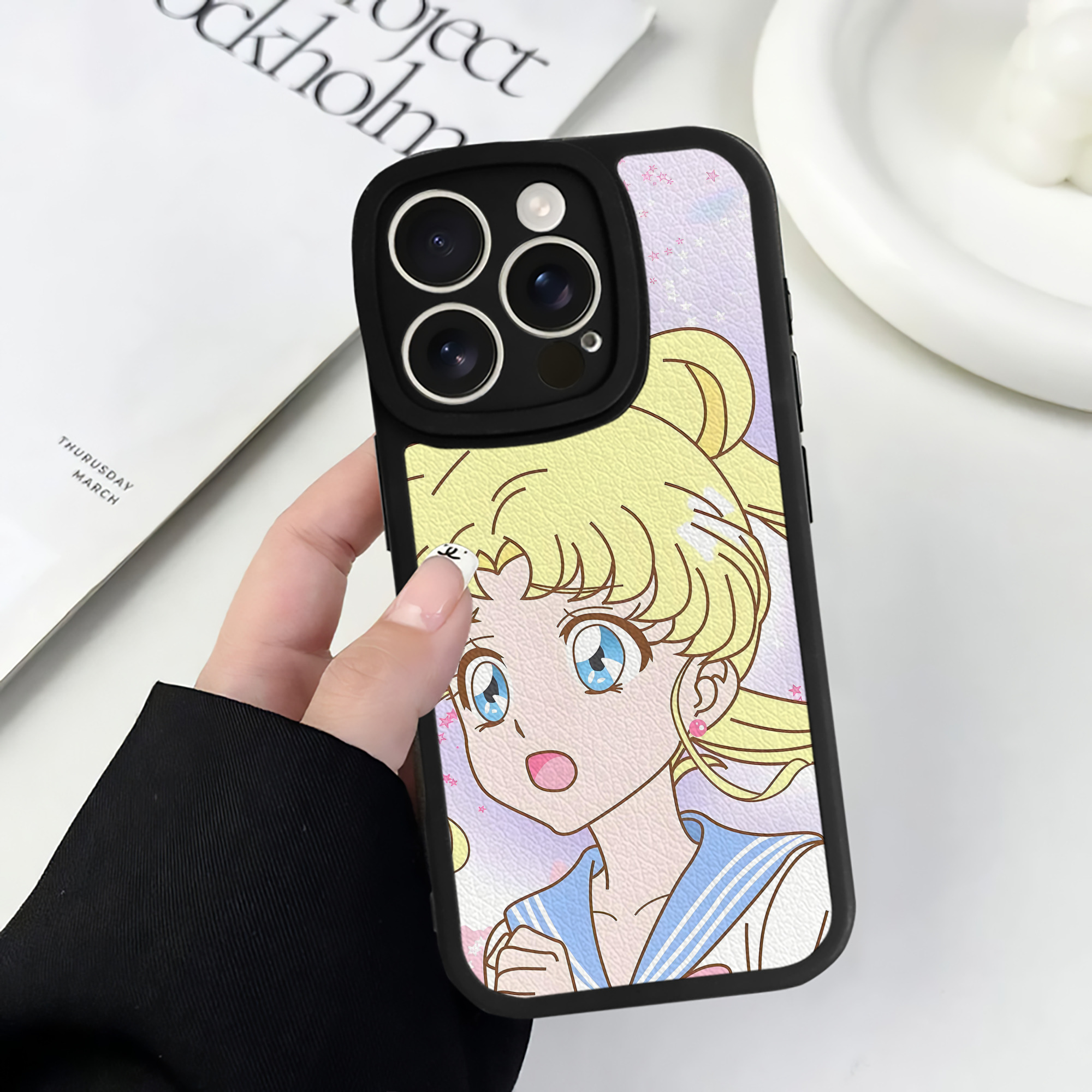 （画像用） 美少女戦士セーラームーン Sailor Moon 【iPhone 16シリーズ対応】シリコンスマホケース（レザー調） 材質：シリコン